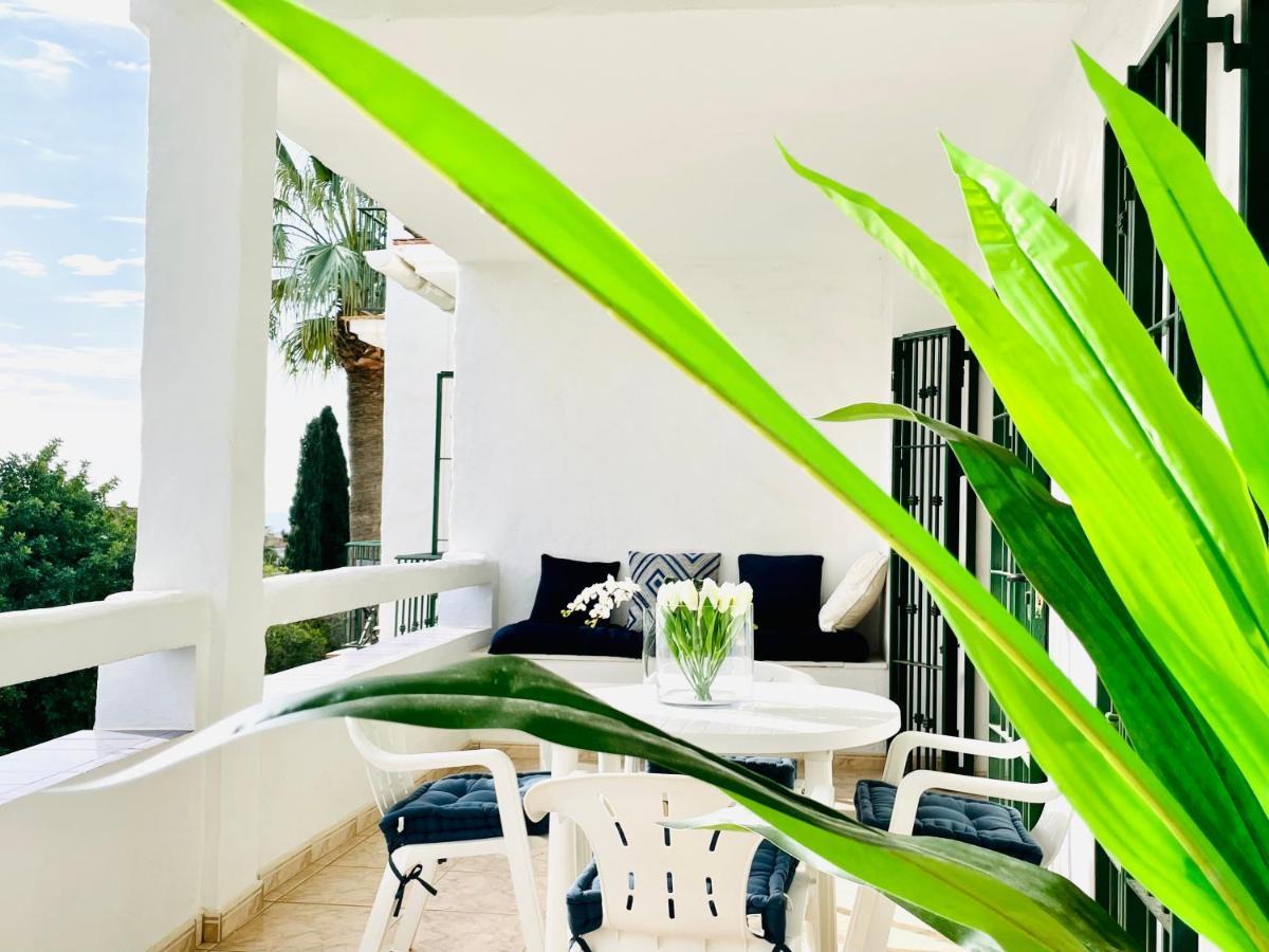 Riviera By The Beach 2 Bedroom Apartment Ситио-де-Калаонда Экстерьер фото