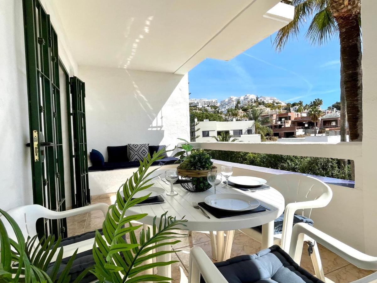 Riviera By The Beach 2 Bedroom Apartment Ситио-де-Калаонда Экстерьер фото