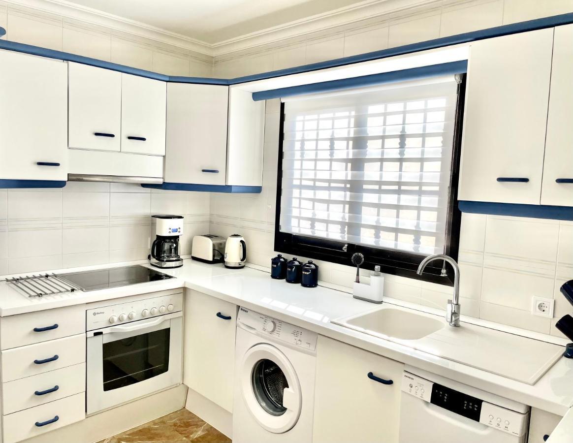 Riviera By The Beach 2 Bedroom Apartment Ситио-де-Калаонда Экстерьер фото