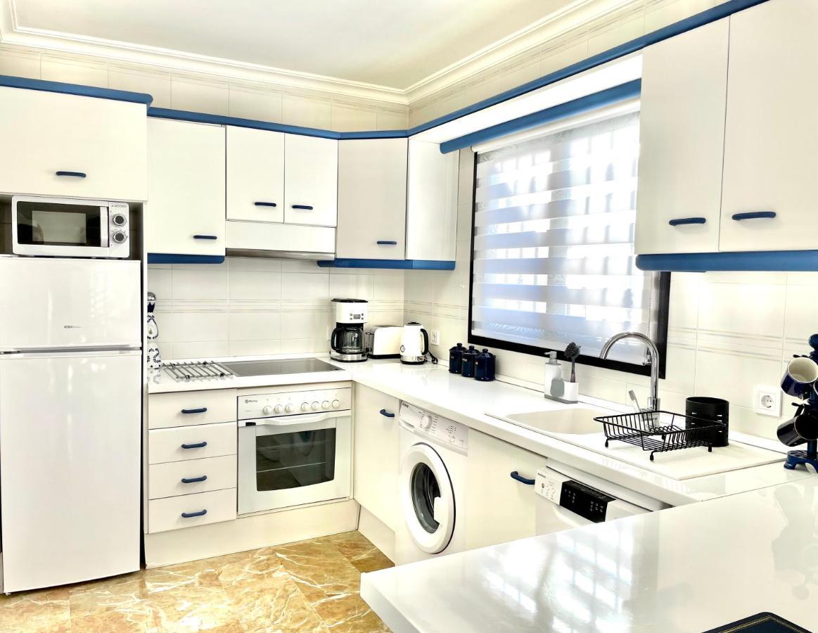 Riviera By The Beach 2 Bedroom Apartment Ситио-де-Калаонда Экстерьер фото