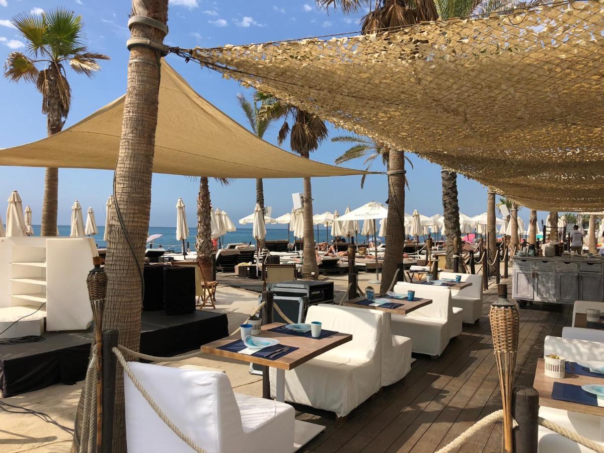 Riviera By The Beach 2 Bedroom Apartment Ситио-де-Калаонда Экстерьер фото