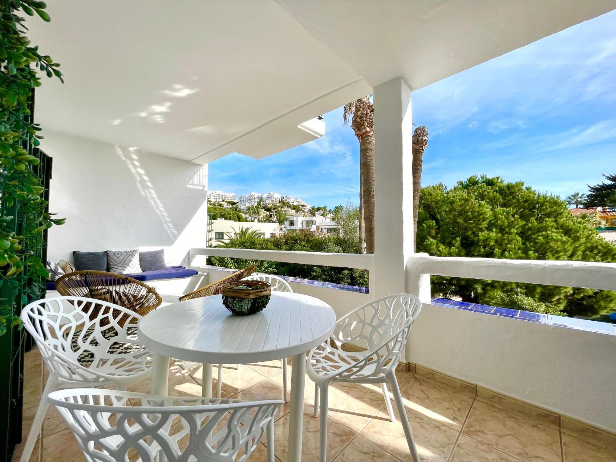 Riviera By The Beach 2 Bedroom Apartment Ситио-де-Калаонда Экстерьер фото