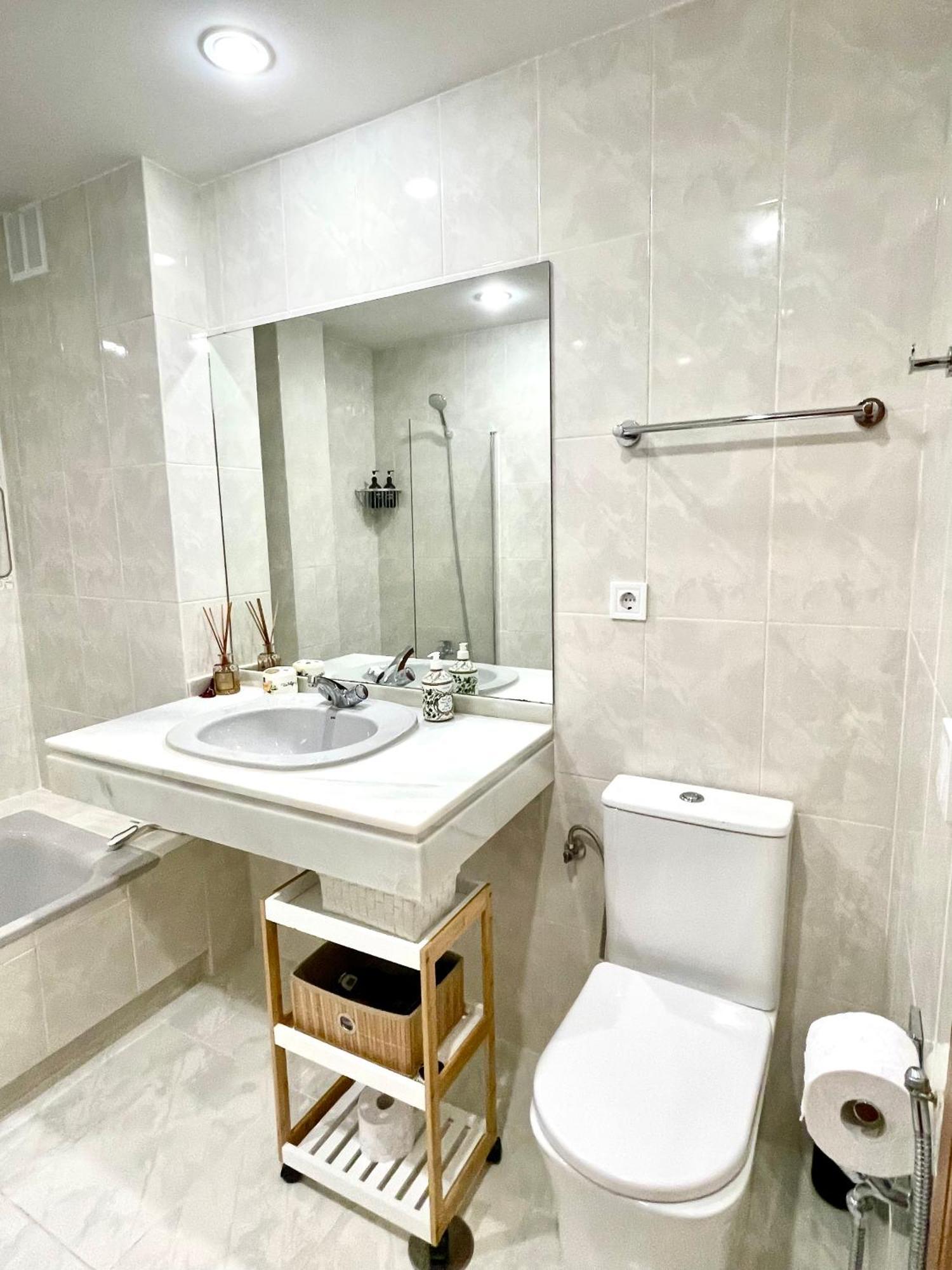 Riviera By The Beach 2 Bedroom Apartment Ситио-де-Калаонда Экстерьер фото